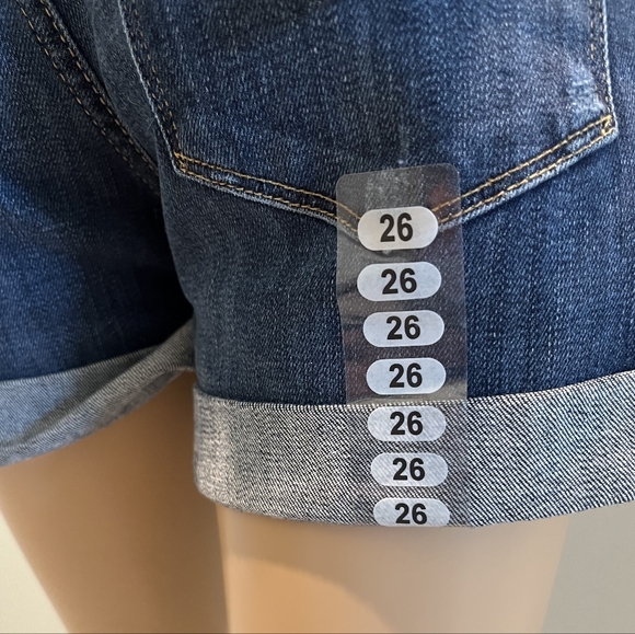 Hudson Croxley Mid Thigh Blue Denim Rolled Cuff Short  Size 26. NWT - Picture 7 of 14